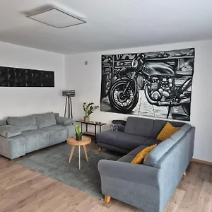 Toelgyes Apartmanhaz Szeged